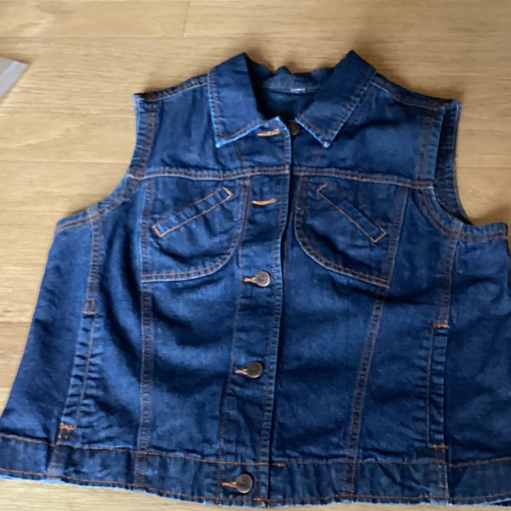 Denim Vest with Button Closure - Picture 4 of 11